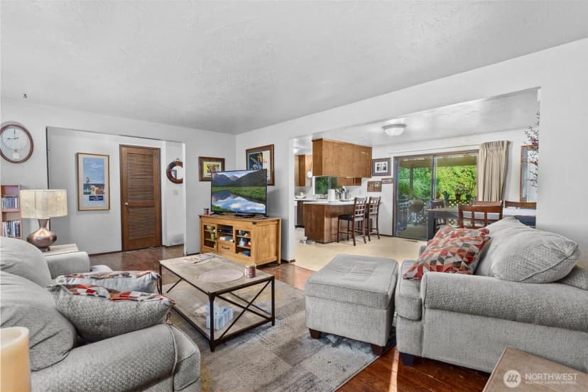 Property photo for 4014 Wiggins Road Se, Olympia photo 7