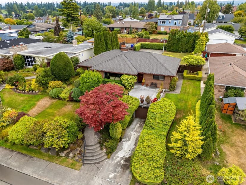 Property photo for 811 Rucker Avenue, Everett