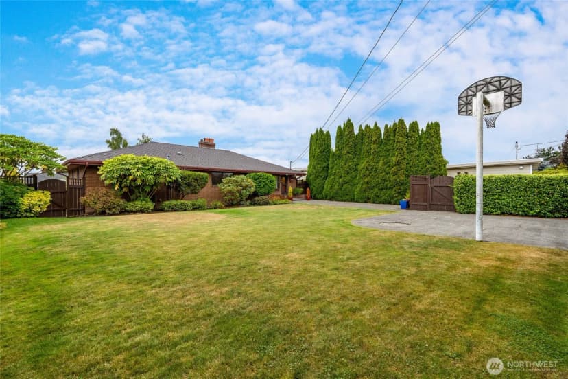 Property photo for 811 Rucker Avenue, Everett photo 29