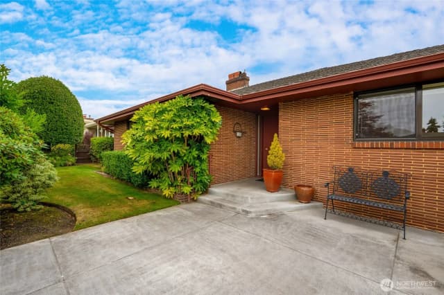 Property photo for 811 Rucker Avenue, Everett photo 4