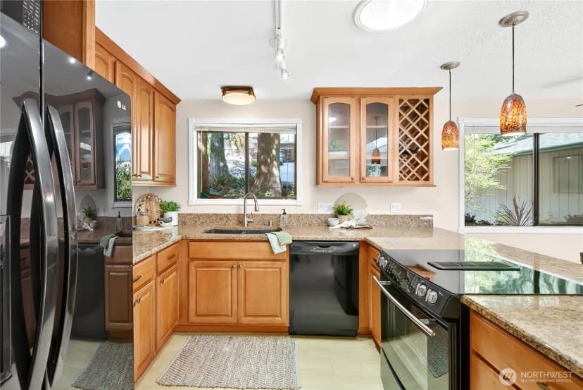 Property photo for 80 Polo Park Drive, Bellingham photo 6