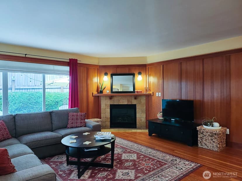 Property photo for 2218 W Raye Street, Seattle photo 6