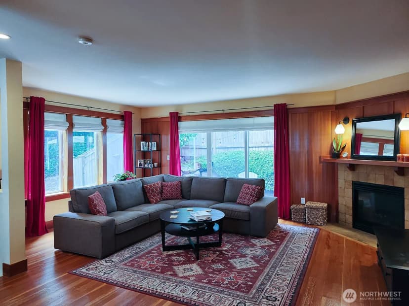 Property photo for 2218 W Raye Street, Seattle photo 5