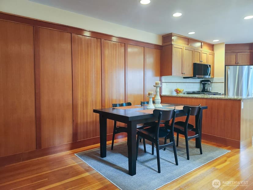 Property photo for 2218 W Raye Street, Seattle photo 7