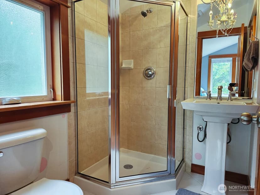 Property photo for 2218 W Raye Street, Seattle photo 32