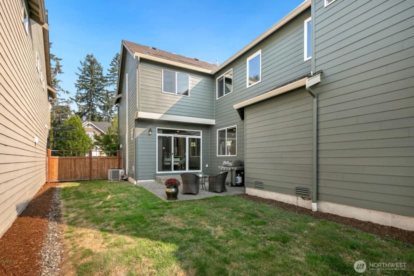 Property photo for 10449 Sheridan Cres Ne, Redmond photo 37