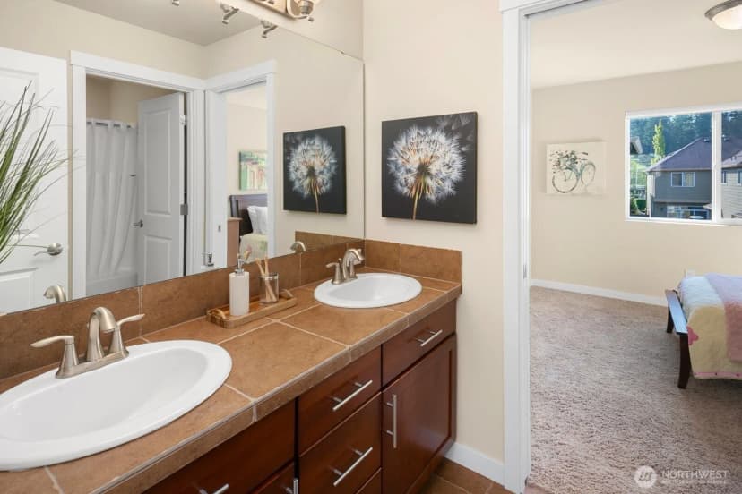 Property photo for 10449 Sheridan Cres Ne, Redmond photo 30