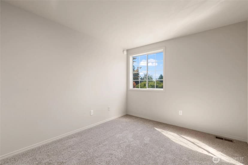 Property photo for 8301 61st Street W, University Place photo 15