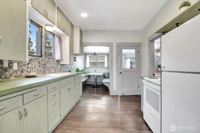 Property photo for 317 S Olympic Avenue, Arlington photo 5