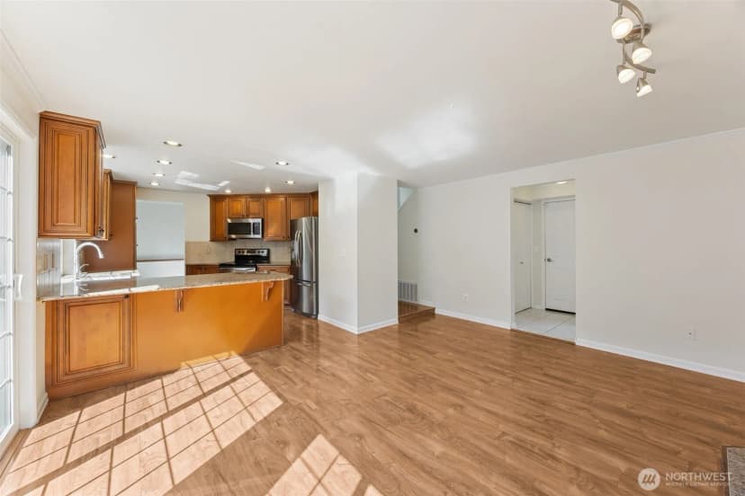 Property photo for 4749 Sw 314th Place, Federal Way photo 14