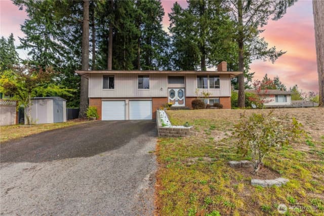 Property photo for 2348 Ne Windsor Court, Bremerton photo 2