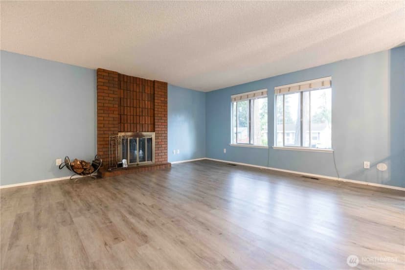 Property photo for 2348 Ne Windsor Court, Bremerton photo 5