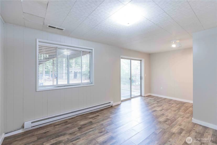 Property photo for 2348 Ne Windsor Court, Bremerton photo 19