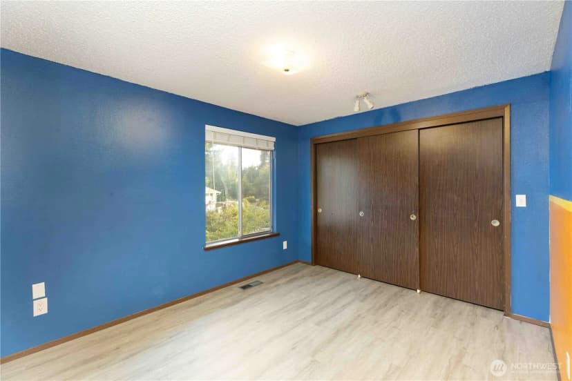 Property photo for 2348 Ne Windsor Court, Bremerton photo 16