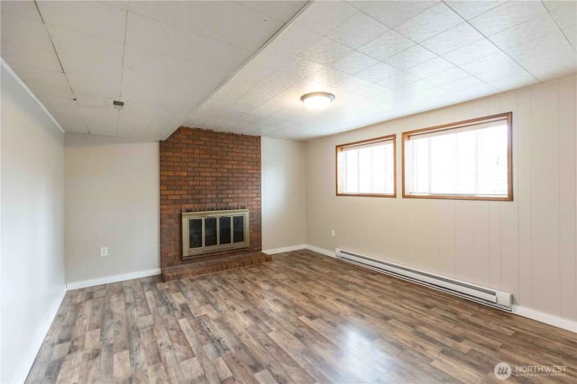 Property photo for 2348 Ne Windsor Court, Bremerton photo 18