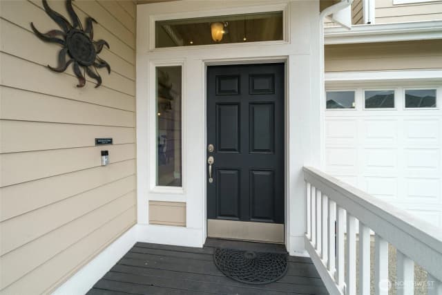 Property photo for 1008 N 27th Place, Renton photo 2
