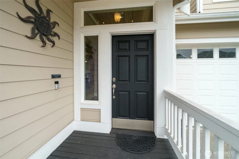 Property photo for 1008 N 27th Place, Renton photo 2
