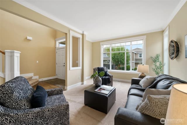 Property photo for 1008 N 27th Place, Renton photo 4