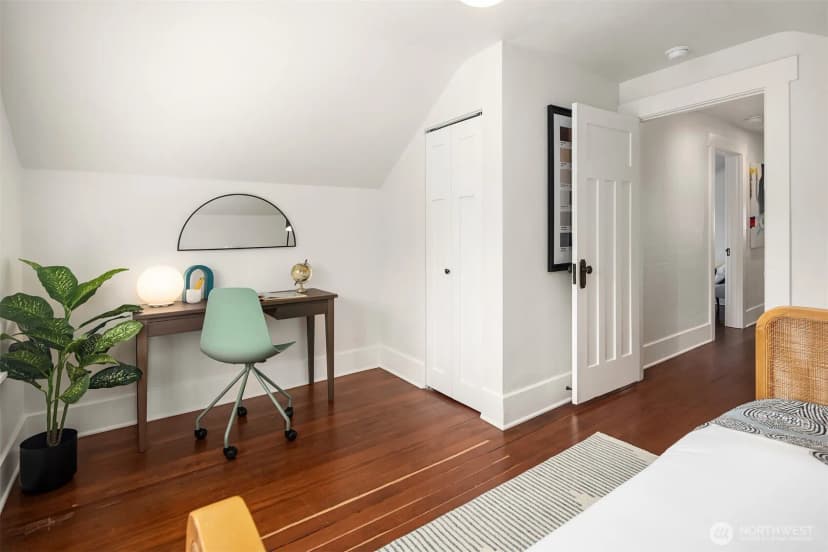 Property photo for 914 W Howe Street, Seattle photo 22