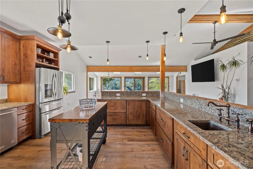 Property photo for 18092 Montborne Road, Mount Vernon photo 14