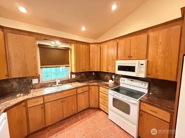 Property photo for 2 Primrose Lane, Omak photo 8