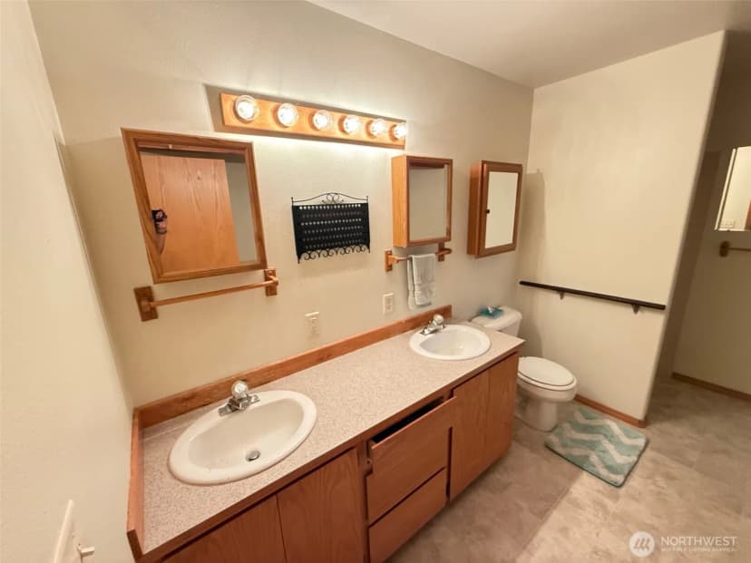 Property photo for 2 Primrose Lane, Omak photo 21