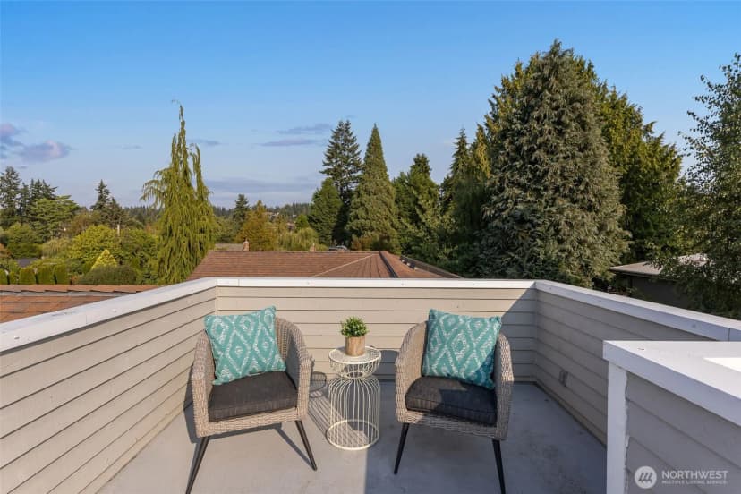 Property photo for 630 Giltner Lane, Edmonds photo 20
