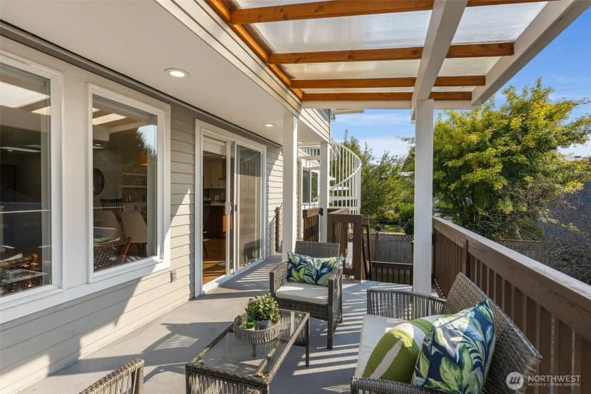 Property photo for 630 Giltner Lane, Edmonds photo 13