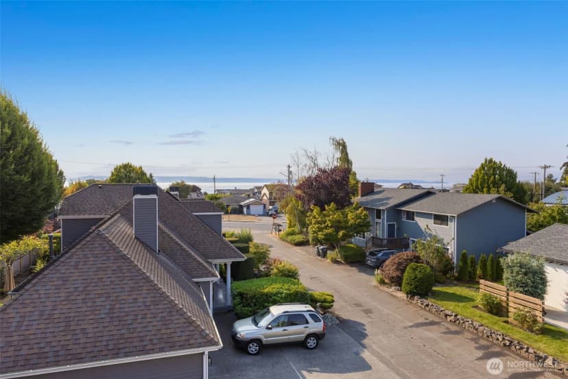 Property photo for 630 Giltner Lane, Edmonds photo 33
