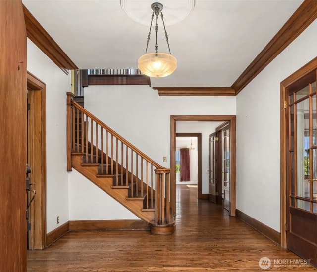 Property photo for 3602 Lakewood Avenue S, Seattle photo 4