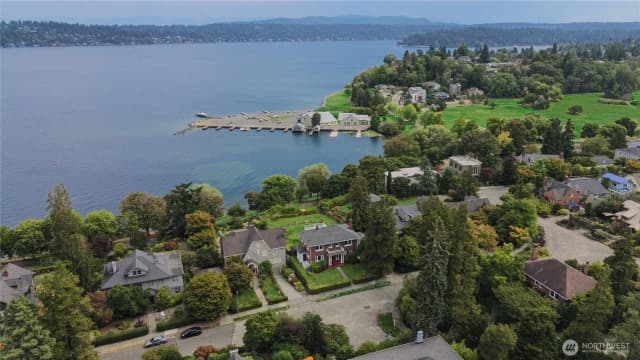 Property photo for 3602 Lakewood Avenue S, Seattle photo 3