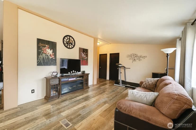 Property photo for 416 N Warren St, Waterville photo 6