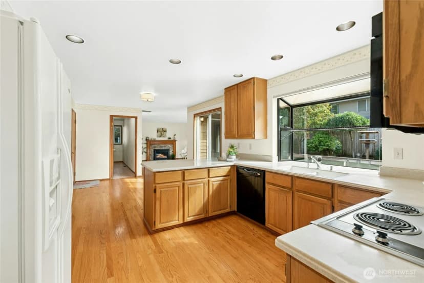 Property photo for 6218 113th Place Se, Bellevue photo 8