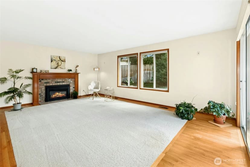 Property photo for 6218 113th Place Se, Bellevue photo 9