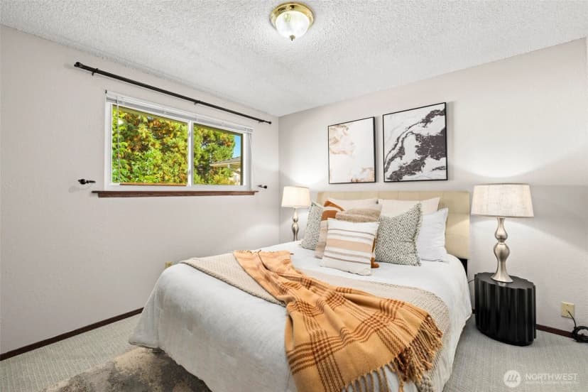 Property photo for 16014 16th Avenue Sw, Burien photo 17