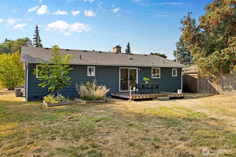 Property photo for 16014 16th Avenue Sw, Burien photo 27