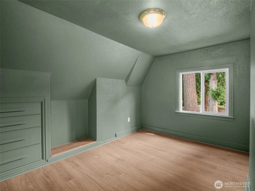 Property photo for 521 E Gilman Avenue, Arlington photo 26