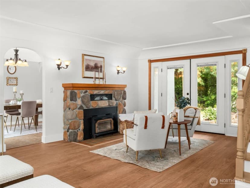 Property photo for 521 E Gilman Avenue, Arlington photo 6