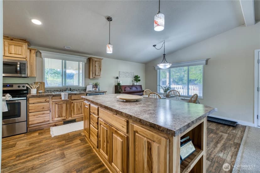 Property photo for 13420 146th Avenue Nw, Gig Harbor photo 6