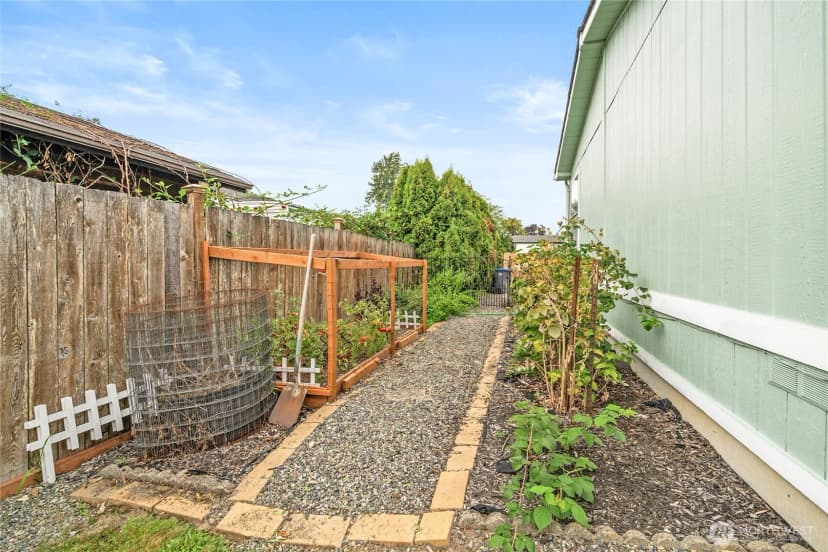 Property photo for 732 Algona Boulevard N, Algona photo 31
