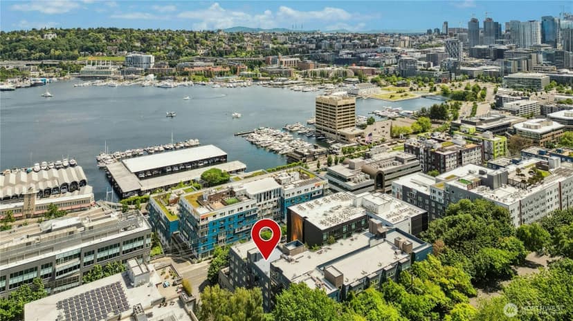 Property photo for 701 Galer Street #808, Seattle photo 34