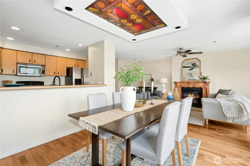 Property photo for 701 Galer Street #808, Seattle photo 9