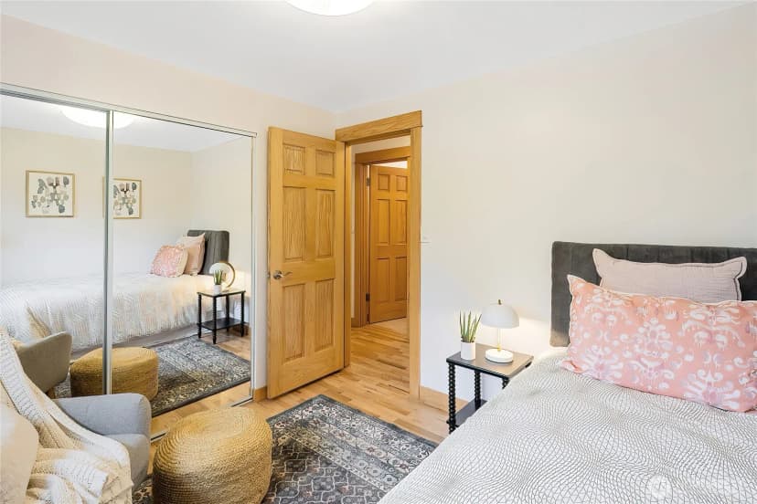 Property photo for 20205 60th Place Ne, Kenmore photo 15