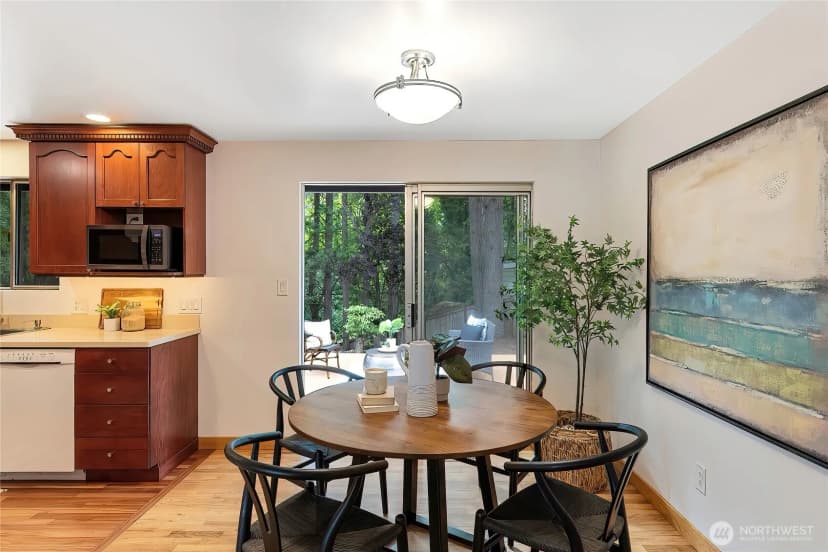 Property photo for 20205 60th Place Ne, Kenmore photo 7