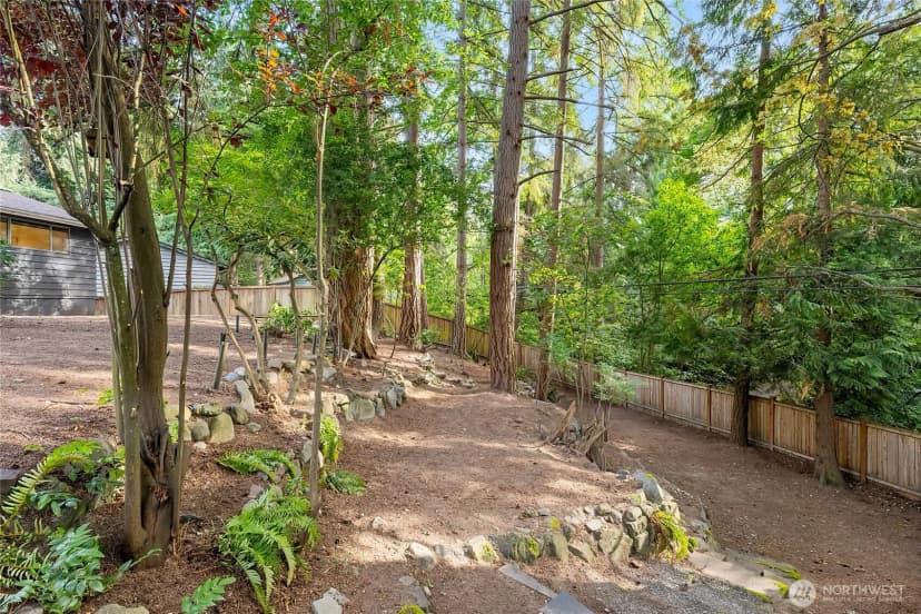Property photo for 20205 60th Place Ne, Kenmore photo 27