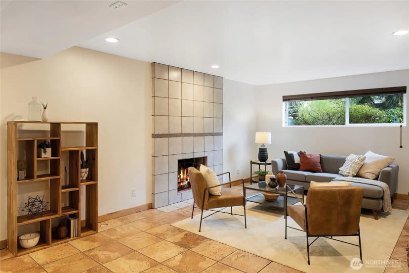 Property photo for 20205 60th Place Ne, Kenmore photo 33