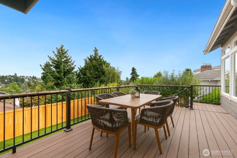 Property photo for 3016 37th Avenue W, Seattle photo 7