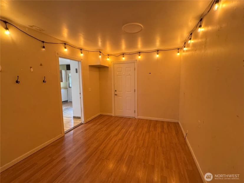 Property photo for 20426 54th Avenue W, Lynnwood photo 10