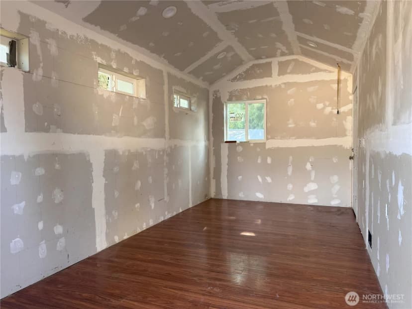 Property photo for 20426 54th Avenue W, Lynnwood photo 16