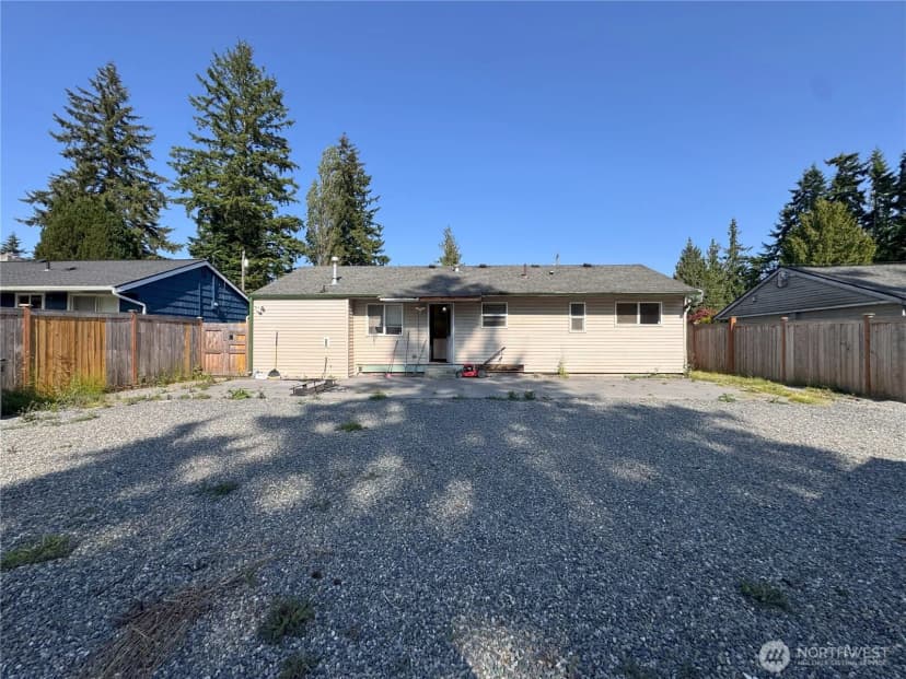 Property photo for 20426 54th Avenue W, Lynnwood photo 18